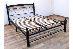 Кровать "Муза 1" КМД10  Черная (1600*2000) (ножки-шоколад) с коваными изделиями в Верхней Пышме - verhnyaya-pyshma.ok-mebel.com | фото 3